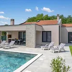 Three Bedroom With Swimming Pool Villa