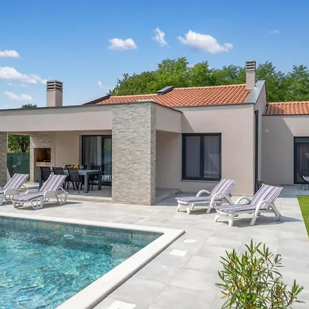 Three Bedroom With Swimming Pool Villa