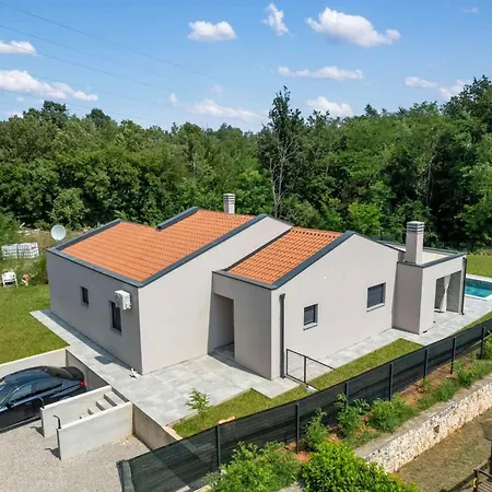 Three Bedroom With Swimming Pool